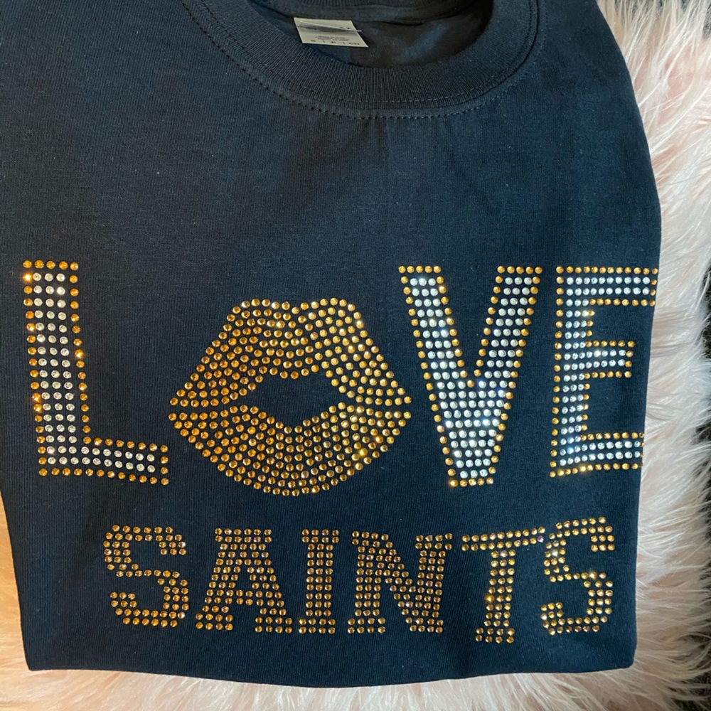 Saints Rhinestone Tee 🖤💛🖤💛